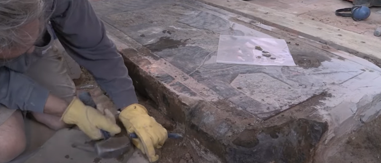Mysterious Knight's Tomb: Oldest Gravestone in America?